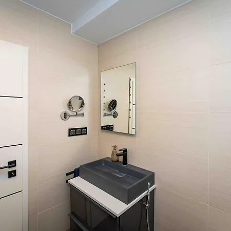 Holiday home Solea Mit Meerblick In Zaboric, Sibenik *