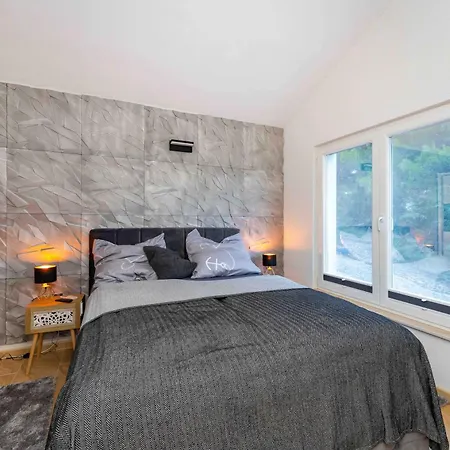 Solea Mit Meerblick In Zaboric, Sibenik *