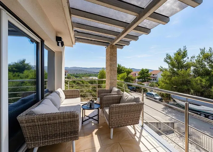 Holiday home Solea Mit Meerblick In Zaboric, Sibenik Zaboric
