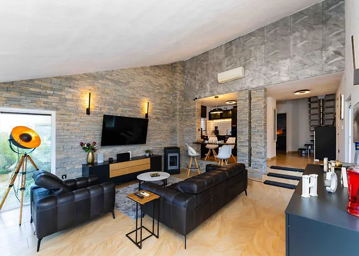 Holiday home Solea Mit Meerblick In Zaboric, Sibenik *