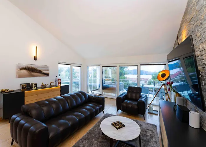 Solea Mit Meerblick In Zaboric, Sibenik Holiday home Zaboric