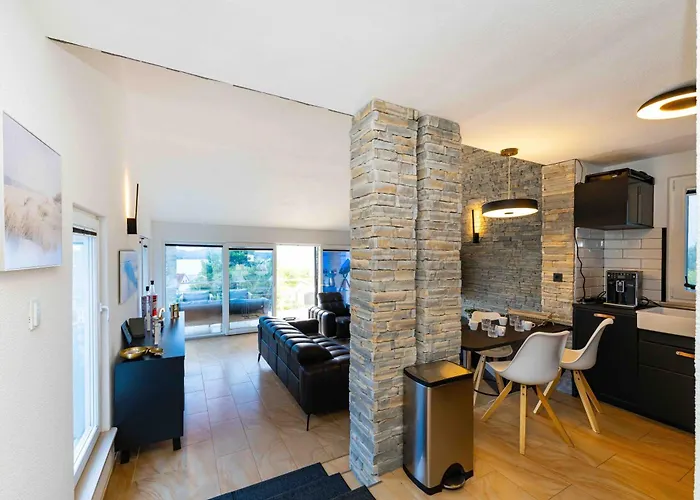 Solea Mit Meerblick In Zaboric, Sibenik *