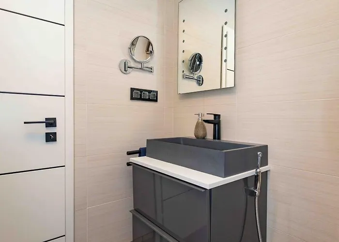 Solea Mit Meerblick In Zaboric, Sibenik * ז'אבוריץ'