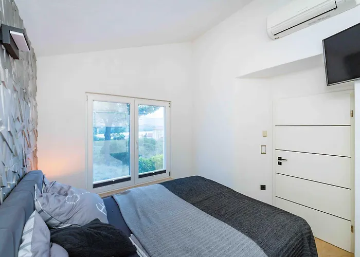 Solea Mit Meerblick In Zaboric, Sibenik בית נופש ז'אבוריץ'